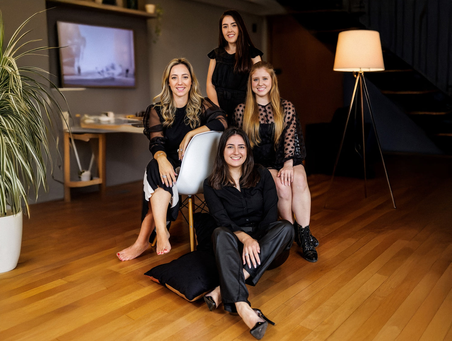 Studio Luara Kuhn Team